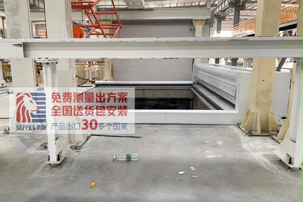 臥裝午夜福利片