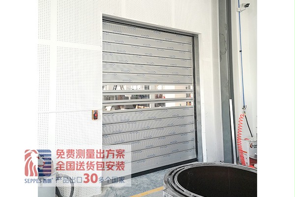 設備間午夜福利片