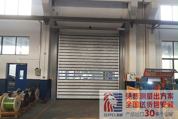 常州電氣公司車間外用硬質快速卷簾門