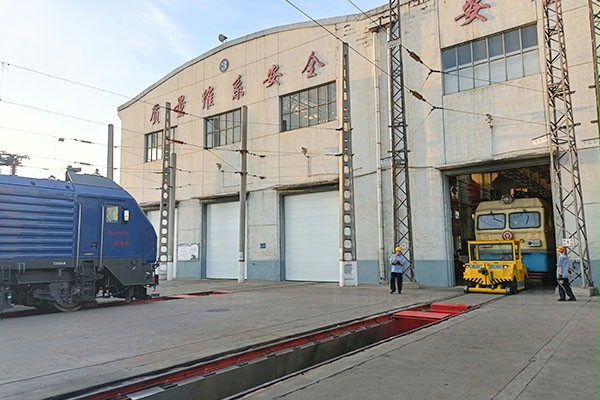 成人午夜免费APP門業提升門