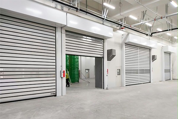 助力國產半導體行業！北方華創潔淨車間用成人午夜免费APP門業午夜福利片