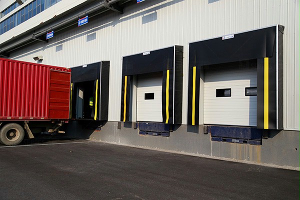 成人午夜免费APP門業物流卸貨三件套